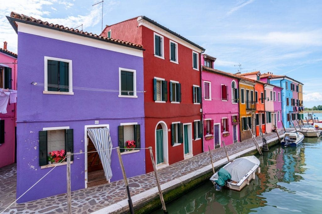 Ghé thăm Burano - Ngôi làng rực rỡ sắc màu của nước Ý