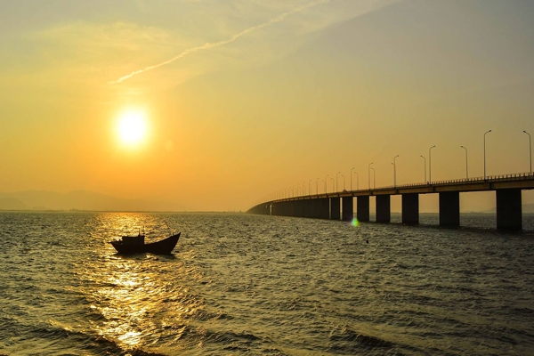 Khám phá vẻ đẹp hoang sơ của Hòn Khô