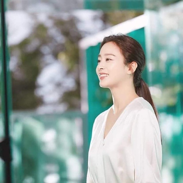 Hình ảnh hiếm hoi của gia đình Kim Tae Hee và Bi Rain - 5