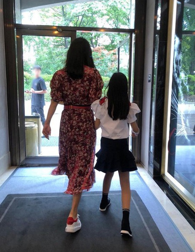 Kim Hee Sun - Mỹ nhân nhận mình đẹp hơn Song Hye Kyo, Kim Tae Hee - 9 Kim Hee Sun - Mỹ nhân nhận mình đẹp hơn Song Hye Kyo, Kim Tae Hee - 9