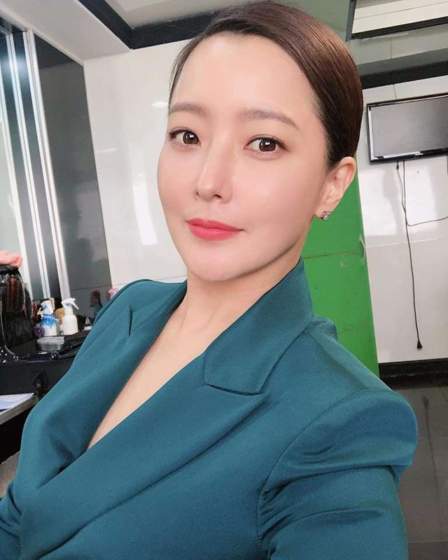 Kim Hee Sun - Mỹ nhân nhận mình đẹp hơn Song Hye Kyo, Kim Tae Hee - 25 Kim Hee Sun - Mỹ nhân nhận mình đẹp hơn Song Hye Kyo, Kim Tae Hee - 25