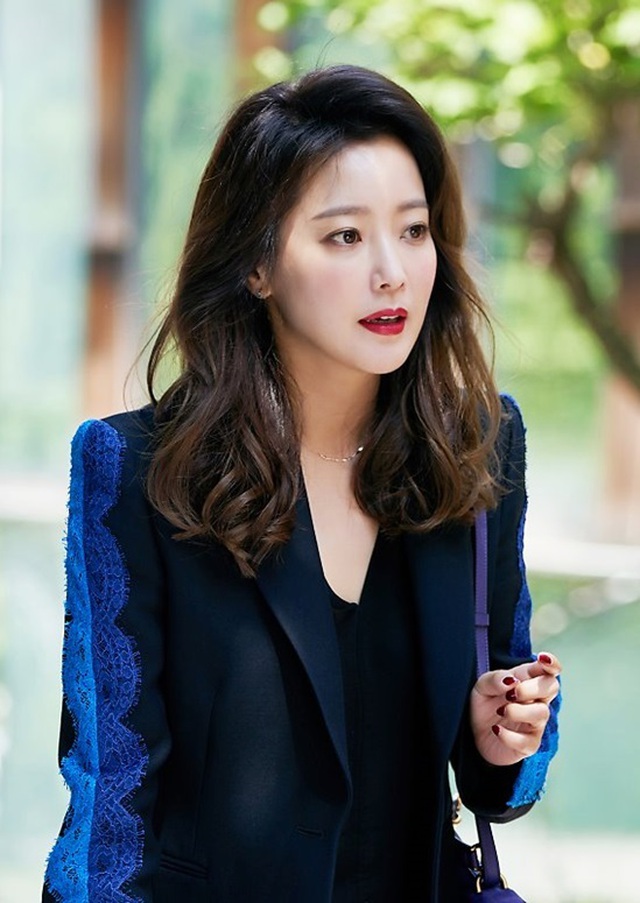 Kim Hee Sun - Mỹ nhân nhận mình đẹp hơn Song Hye Kyo, Kim Tae Hee - 18 Kim Hee Sun - Mỹ nhân nhận mình đẹp hơn Song Hye Kyo, Kim Tae Hee - 18