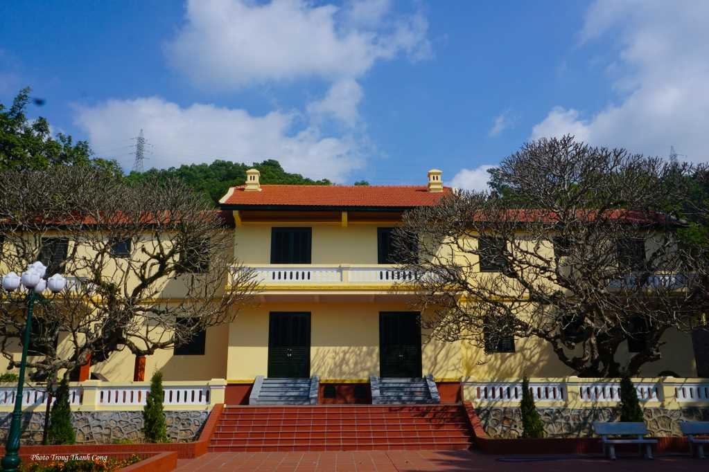 Khu lưu niệm Vùng than Cẩm Phả Khu lưu niệm Vùng than Cẩm Phả