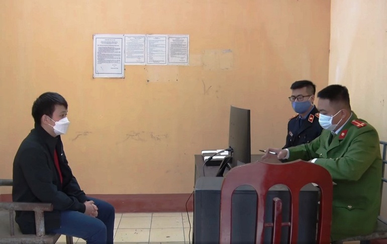 Tin ngân hàng ngày 15/1/2022: Năm 2021, ABBank ước lãi 1.979 tỷ đồng Tin ngân hàng ngày 15/1/2022: Năm 2021, ABBank ước lãi 1.979 tỷ đồng