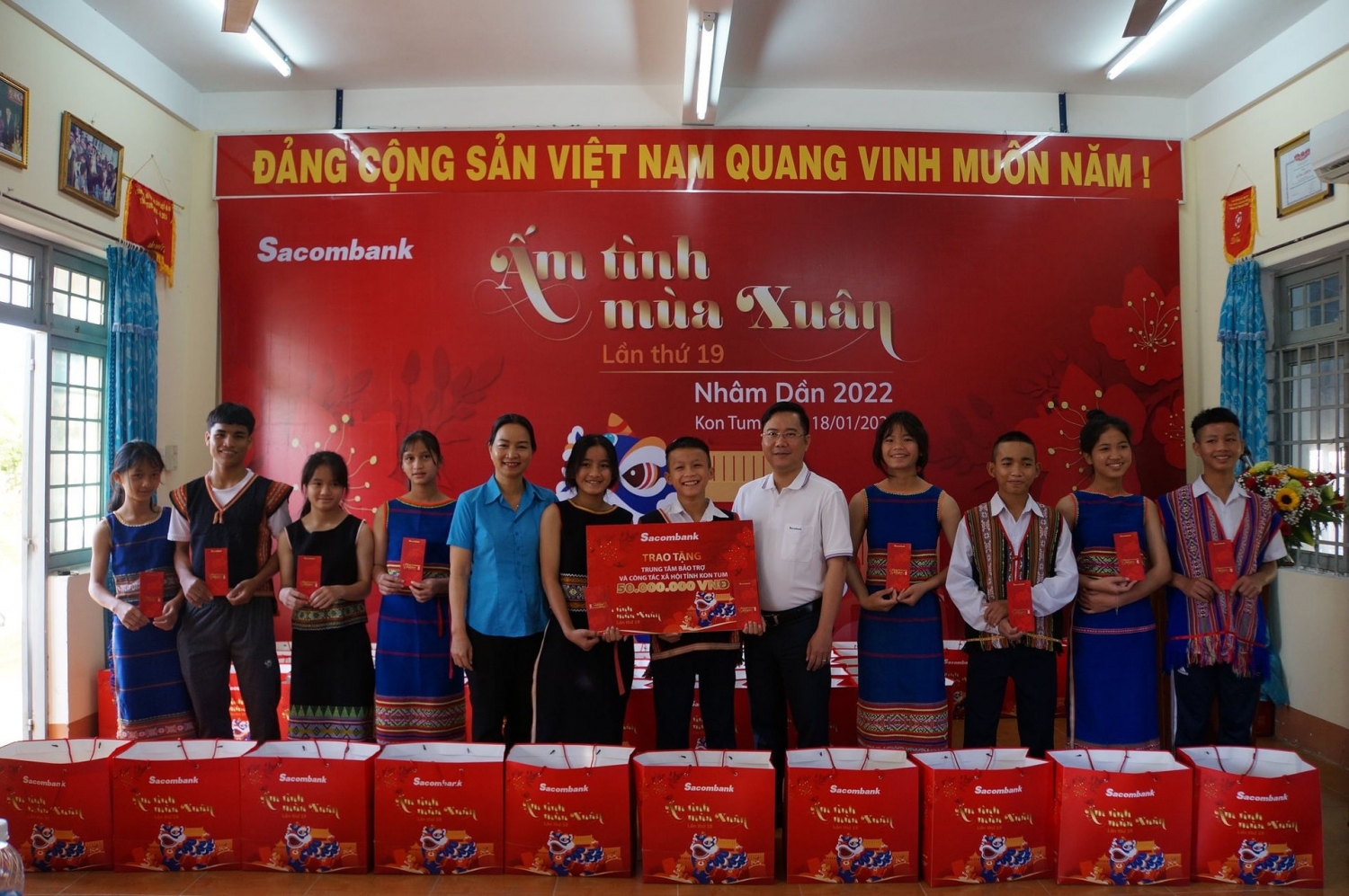 Tin ngân hàng ngày 23/1/2022: Năm 2021, Eximbank dự kiến lợi nhuận sụt giảm, không hoàn thành kế hoạch Tin ngân hàng ngày 23/1/2022: Năm 2021, Eximbank dự kiến lợi nhuận sụt giảm, không hoàn thành kế hoạch