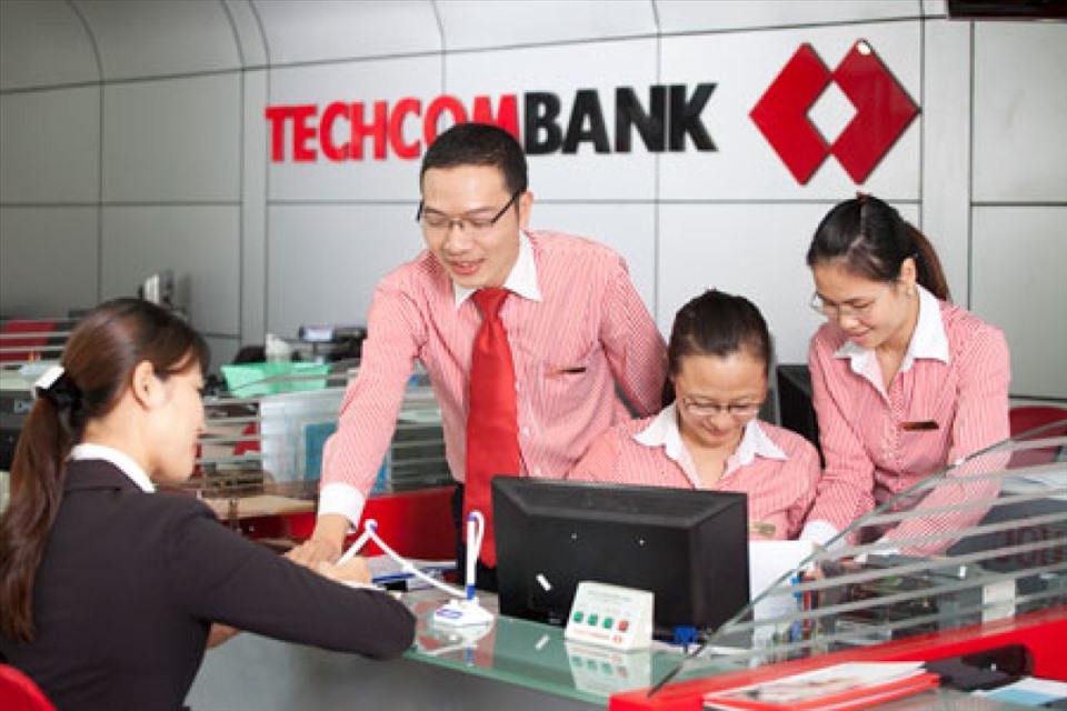 Tin ngân hàng ngày 30/1/2022: Thu nhập của cán bộ nhân viên Techcombank dẫn đầu hệ thống ngân hàng