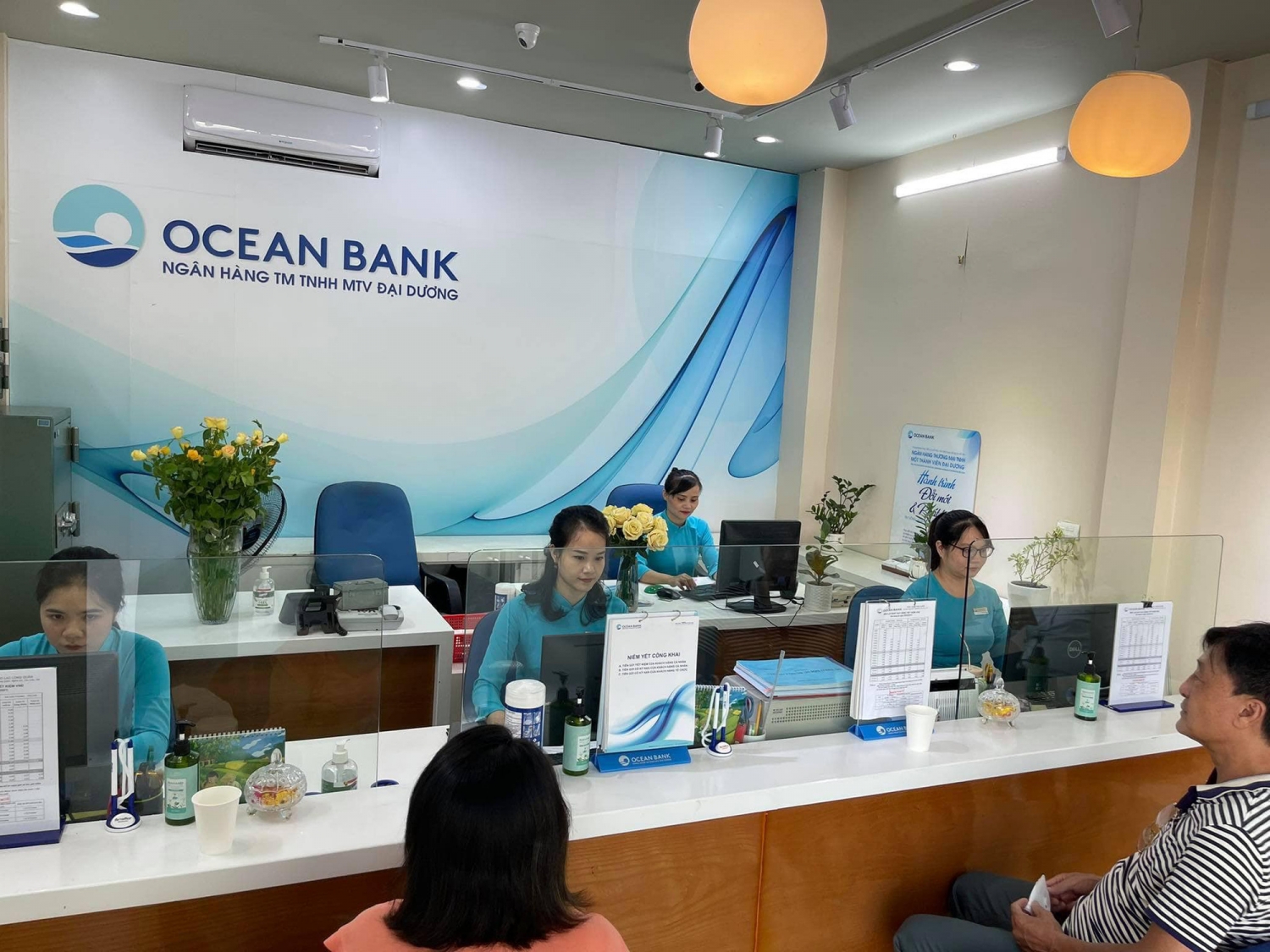 Tin ngân hàng ngày 30/3: OceanBank rao bán khoản nợ hơn 800 tỷ đồng của chủ sân golf Đầm Vạc