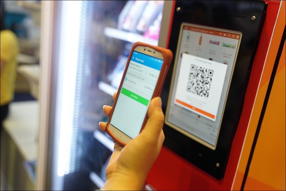 Tin nhanh ngân hàng ngày 26/4; Thanh toán qua điện thoại di động và QR code tăng rất mạnh trong Quý I