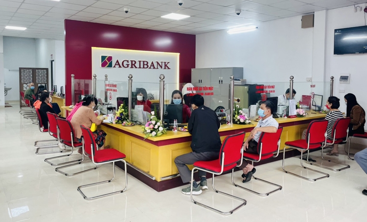 Tin ngân hàng ngày 6/4: Agribank và Sacombank liên tục rao bán khoản nợ hàng trăm tỷ đồng liên quan đến Dự án bất động sản