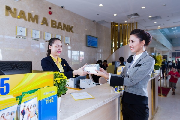 Tin nhanh ngân hàng ngày 4/5: Loạt ưu đãi cho thẻ doanh nghiệp tại Sacombank
