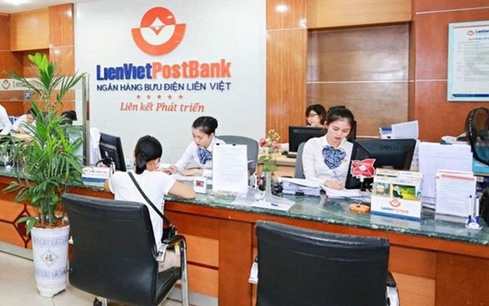 Tin nhanh ngân hàng ngày 25/7: Tiền gửi cá nhân ở ngân hàng thấp nhất trong gần 10 năm trở lại đây