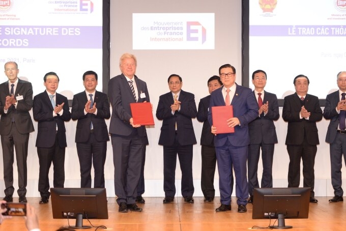 Tin nhanh ngân hàng ngày 5/11: HDBank ký thỏa thuận 300 triệu USD với DEG về phát triển bền vững