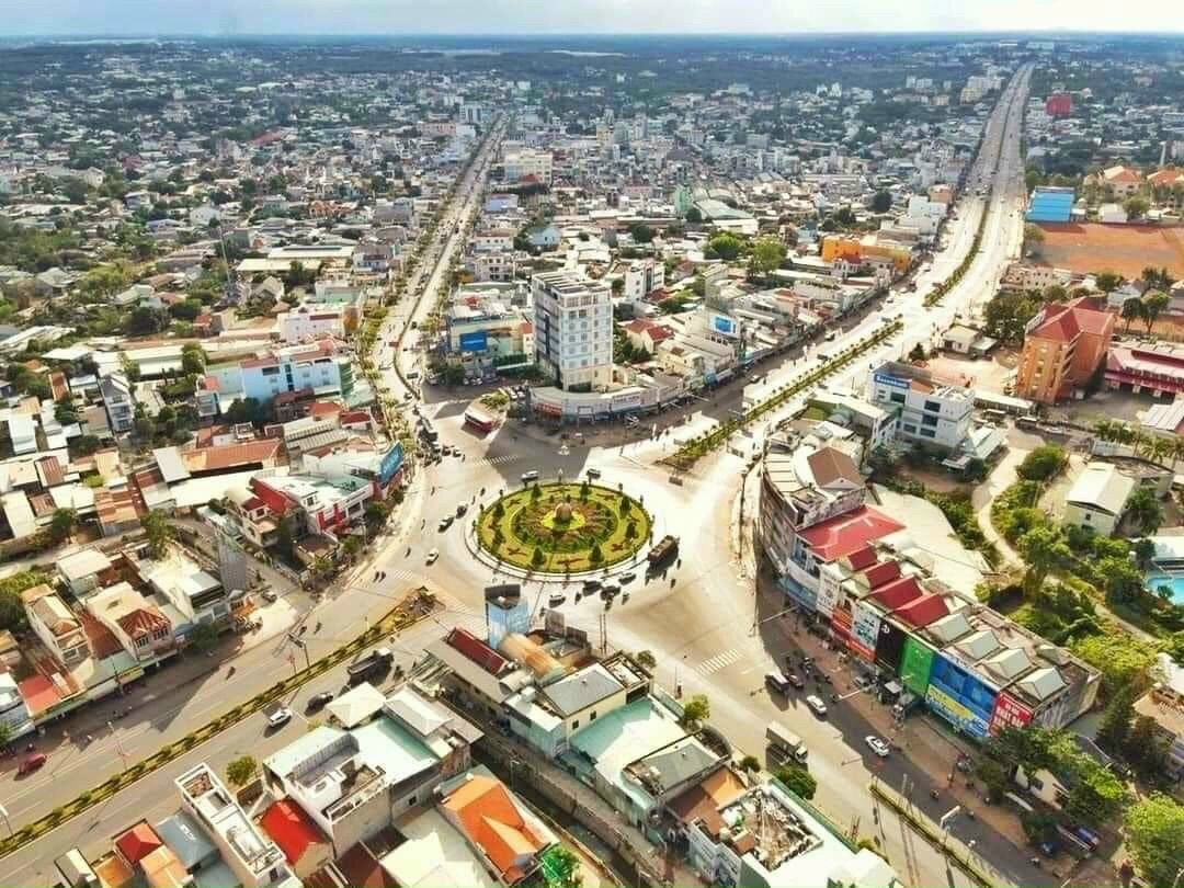 Tin bất động sản ngày 2/11: VICEM đề xuất tiếp tục đầu tư tháp nghìn tỉ “bỏ hoang” hơn chục năm