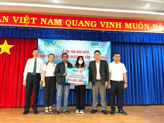 Tin ngân hàng ngày 5/11:  VPBank sắp lấy ý kiến cổ đông về việc mua cổ phiếu quỹ