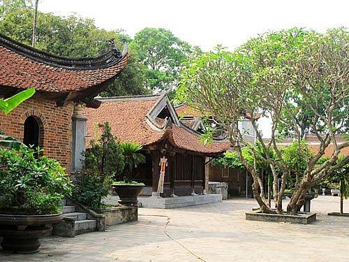 len lich ghe tham nhung ngoi chua co dep nhat mien bac