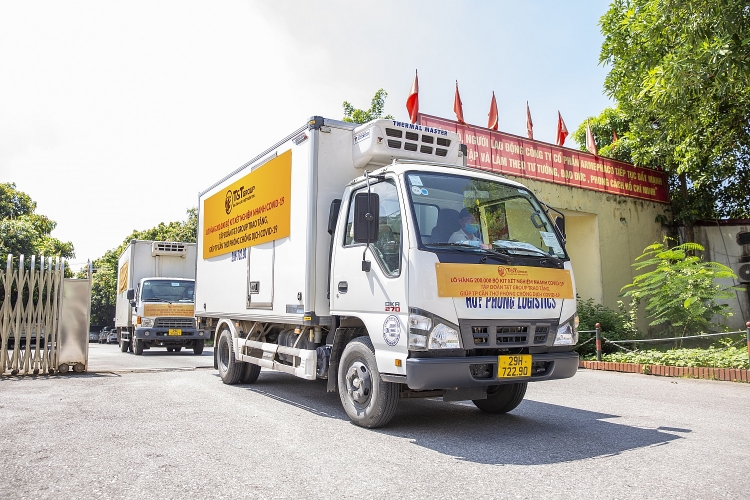 T&T Group trao tặng trên 25 tỷ đồng thiết bị, vật tư y tế 