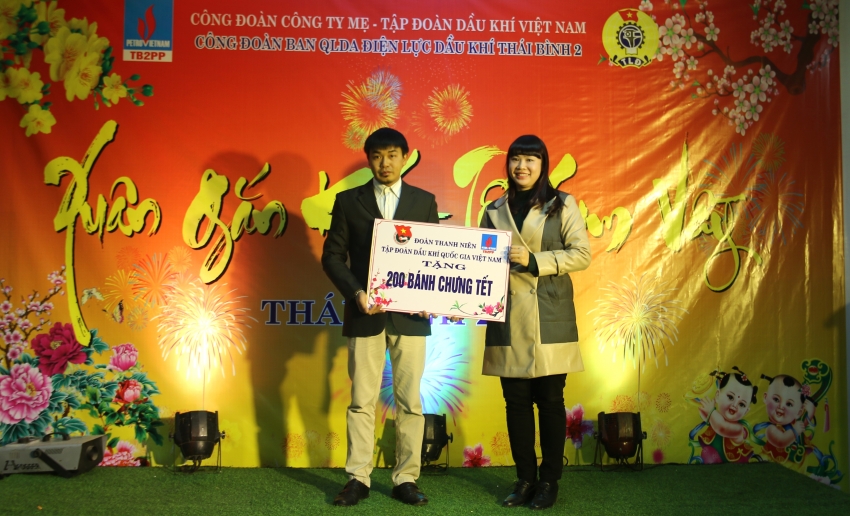 xuan gan ket tet sum vay tren cong truong nmnd thai binh 2