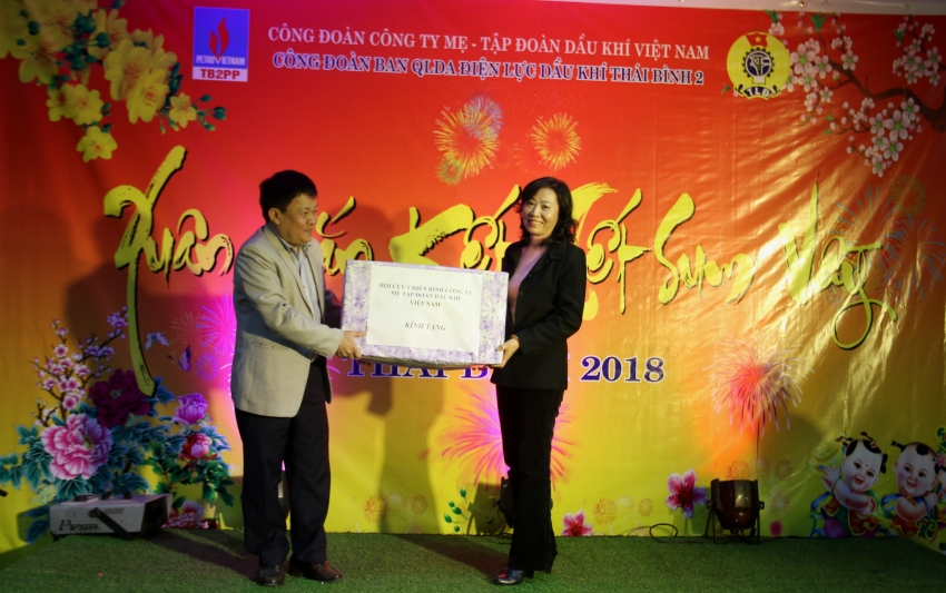 xuan gan ket tet sum vay tren cong truong nmnd thai binh 2