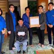 Đoàn Thanh niên PVNDB thăm, tặng quà các gia đình có hoàn cảnh khó khăn tỉnh Thái Bình