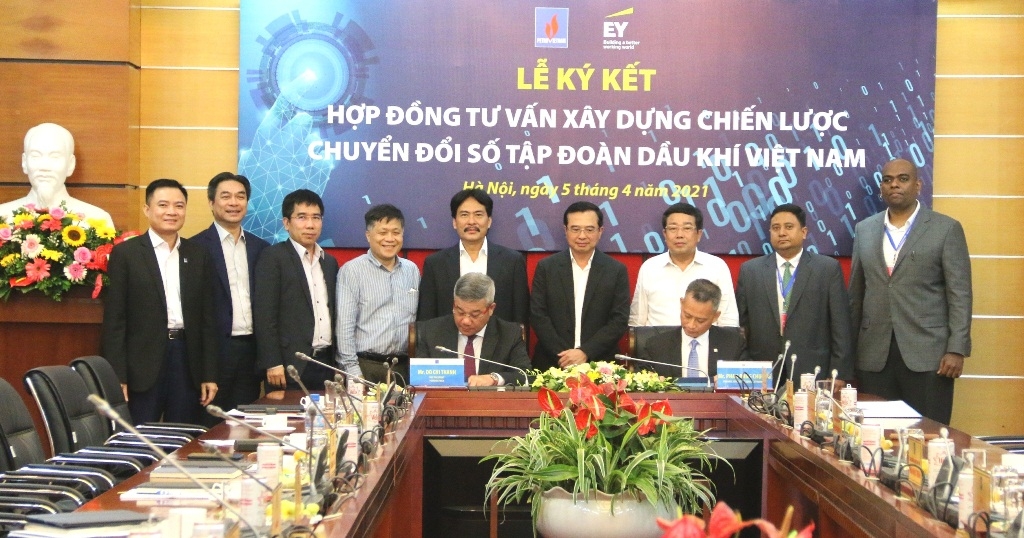 Petrovietnam và EY Việt Nam ký kết hợp đồng tư vấn xây dựng chiến lược chuyển đổi số