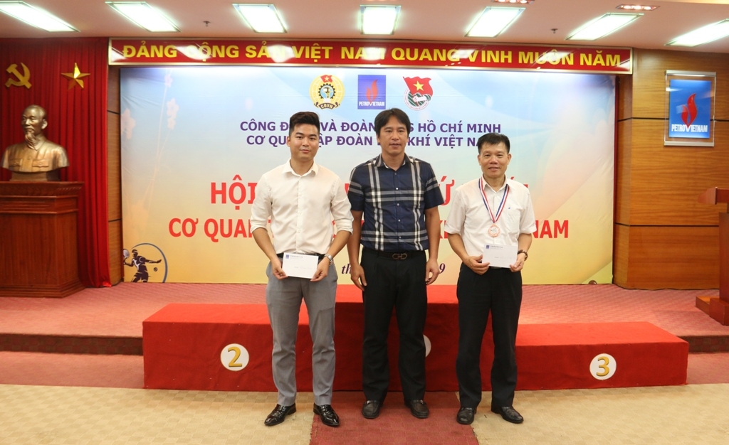 be mac va trao giai hoi thao co quan tap doan dau khi viet nam lan thu i nam 2019