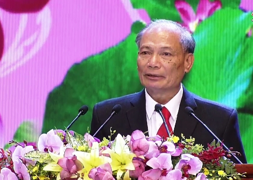 ky uc thieng lieng cua nguoi can bo bao ve bac ho nam xua
