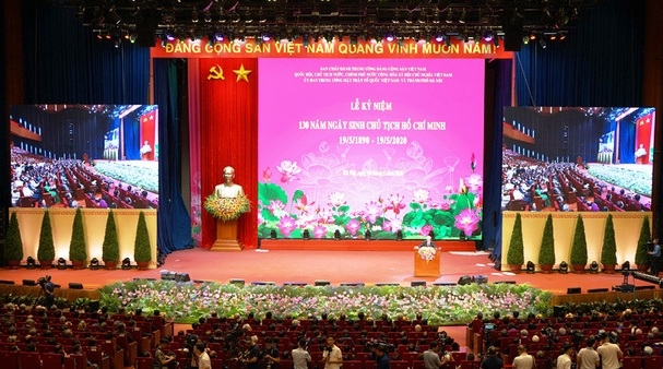 ky uc thieng lieng cua nguoi can bo bao ve bac ho nam xua