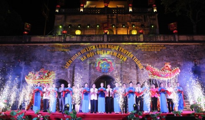 nhieu hoat dong hap dan tai lien hoan du lich lang nghe ha noi