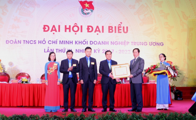 tuoi tre khoi doanh nghiep trung uong sang tao tien phong doan ket phat trien