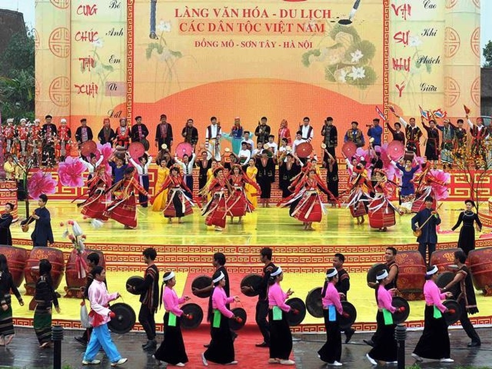 nhieu hoat dong hap dan don nam moi 2020 voi sac hoa
