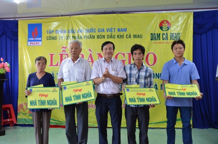 dam ca mau tiep suc nha nong