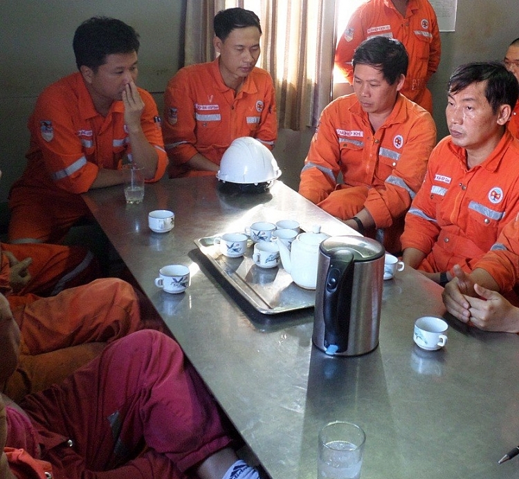 xi nghiep khi dam bao an toan san xuat sau con bao so 9
