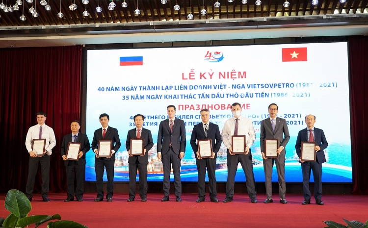 Vietsovpetro tổ chức Lễ kỷ niệm 40 năm ngày thành lập