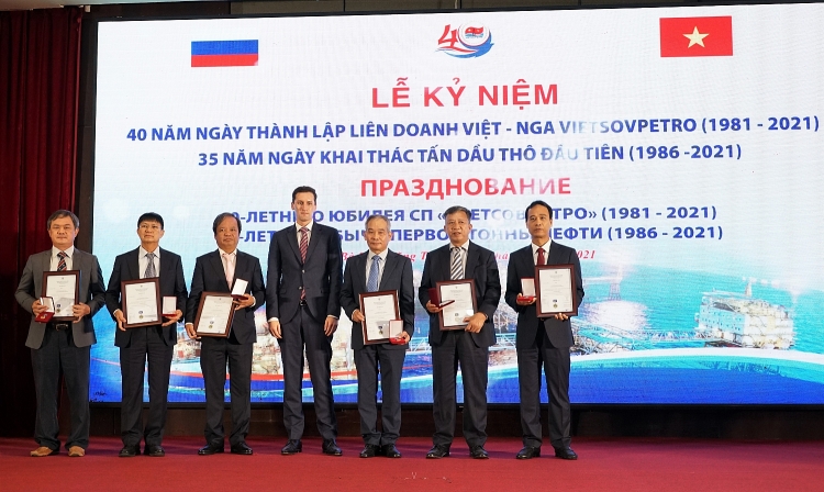Vietsovpetro tổ chức Lễ kỷ niệm 40 năm ngày thành lập