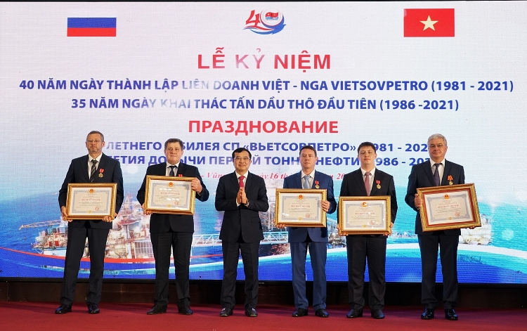 Vietsovpetro tổ chức Lễ kỷ niệm 40 năm ngày thành lập
