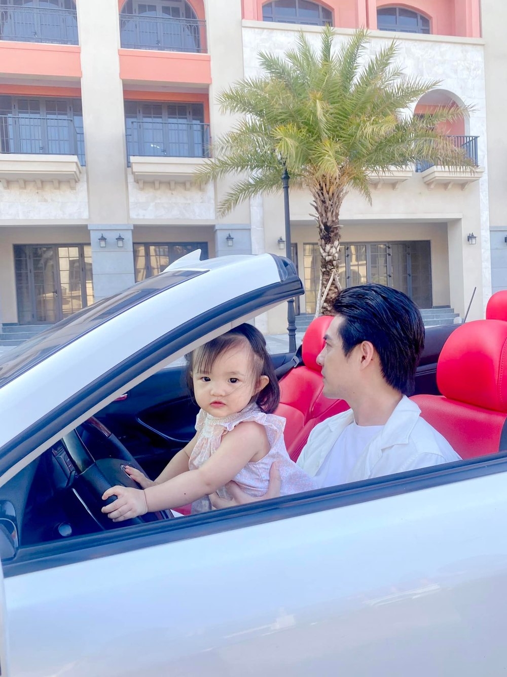 Sao Việt ngày 23/1/2022: Diệp Lâm Anh khoe nhan sắc rạng rỡ hậu ly hôn