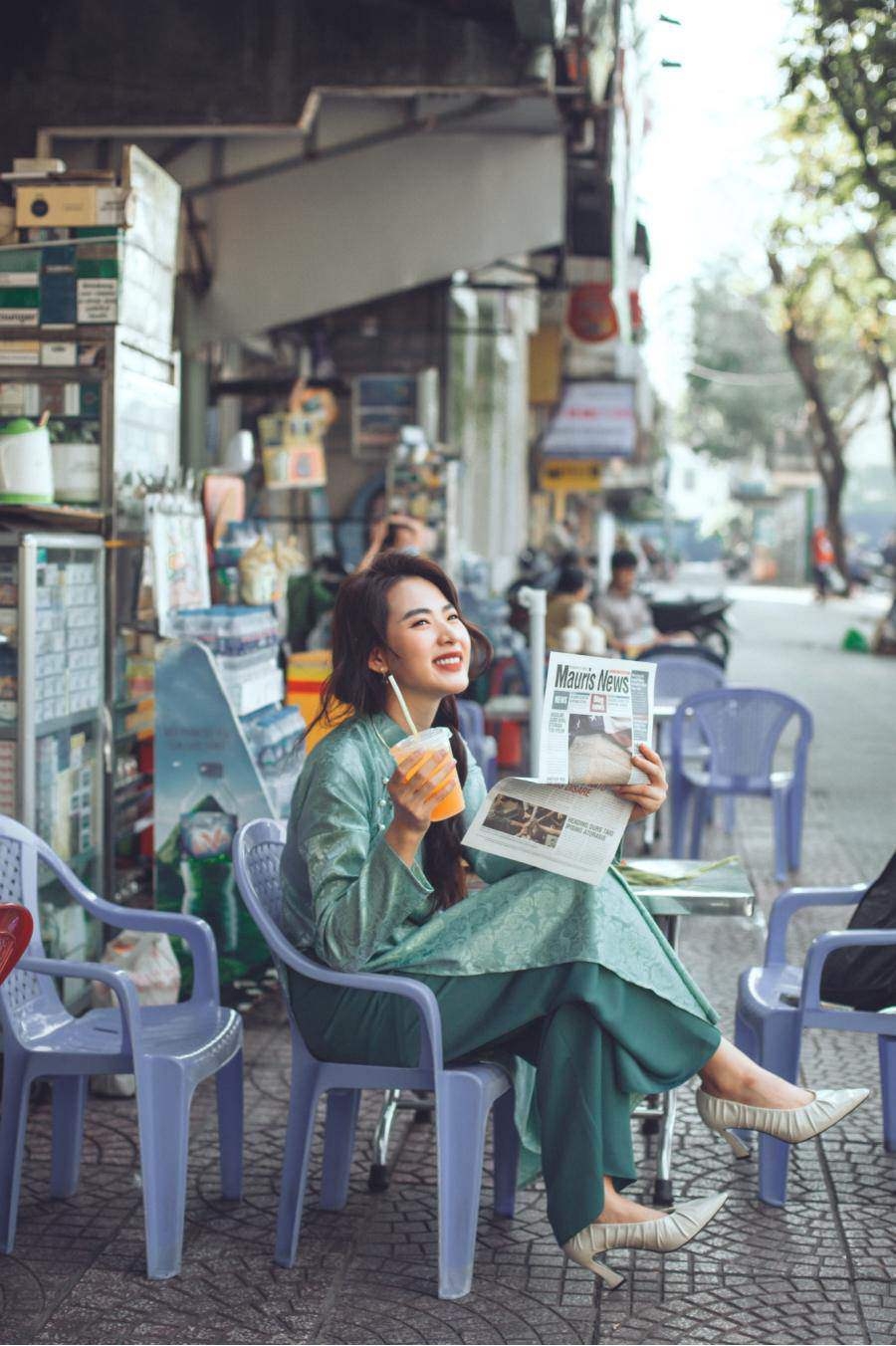 Sao Việt ngày 31/1/2022: Đa dạng phong cách diện áo dài ngày Tết của dàn Sao Việt