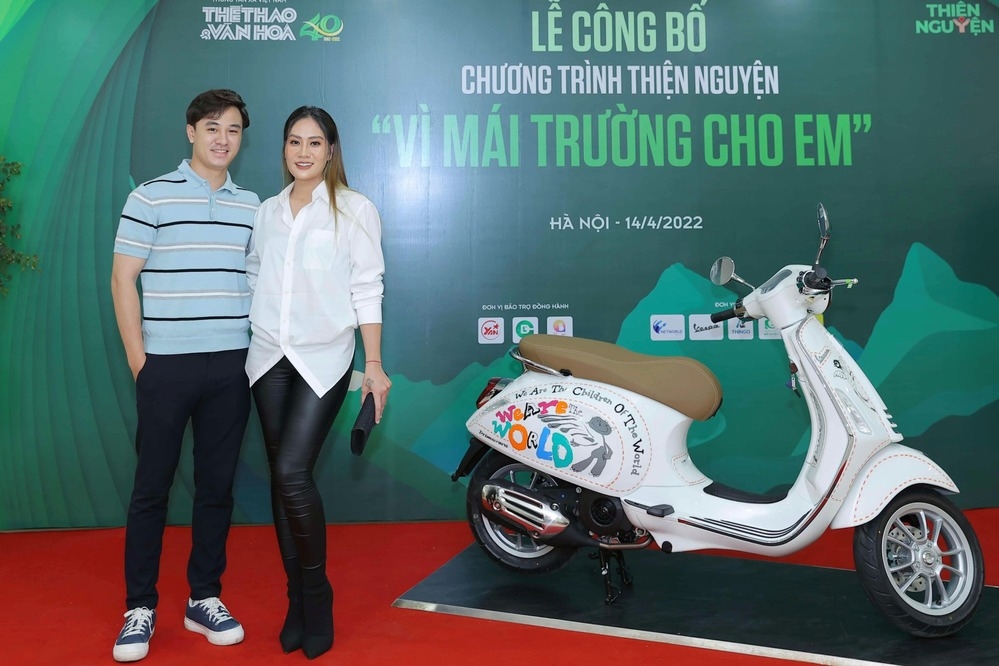 Sao Việt hôm nay 16/4: Phi Thanh Vân bất ngờ xuất hiện gây chú ý tại sự kiện