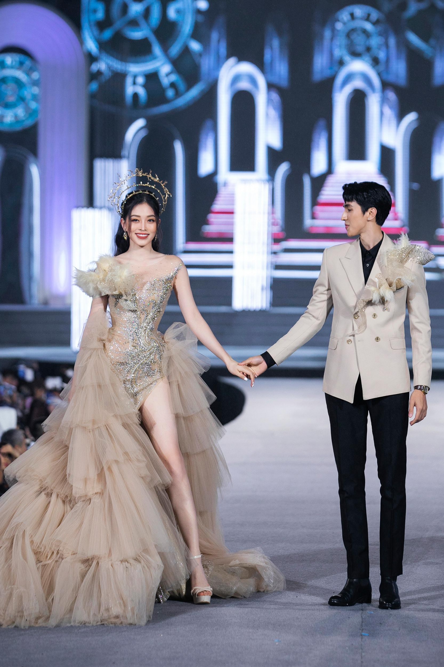 Sao Việt hôm nay 19/4: Phương Nga và Bình An trở thành 