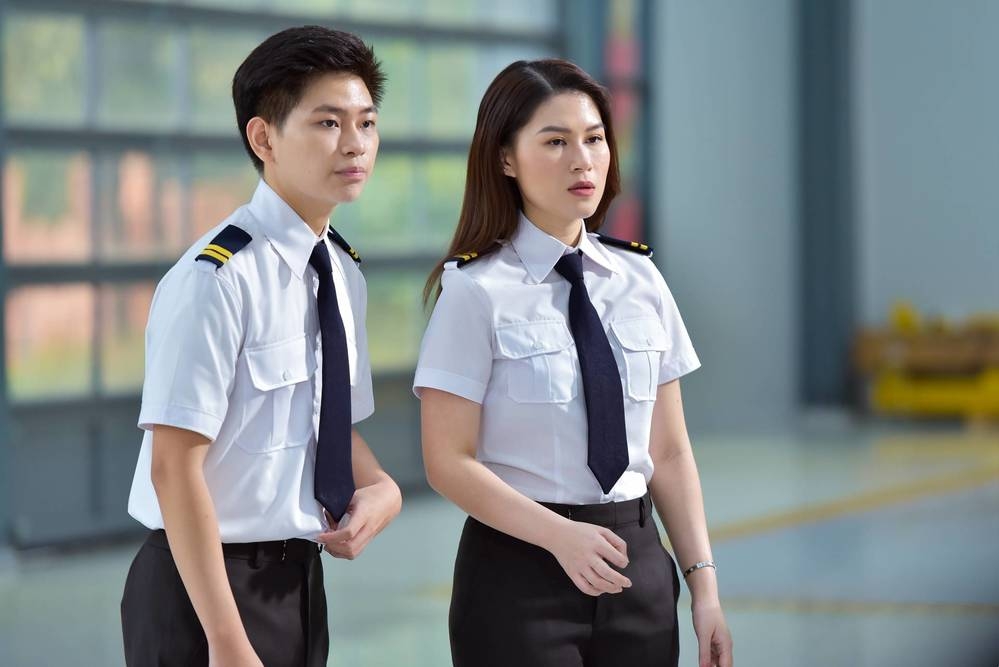 Sao Việt hôm nay 7/5: Ngô Thanh Vân - Huy Trần khoe khung ảnh bên đại gia đình 