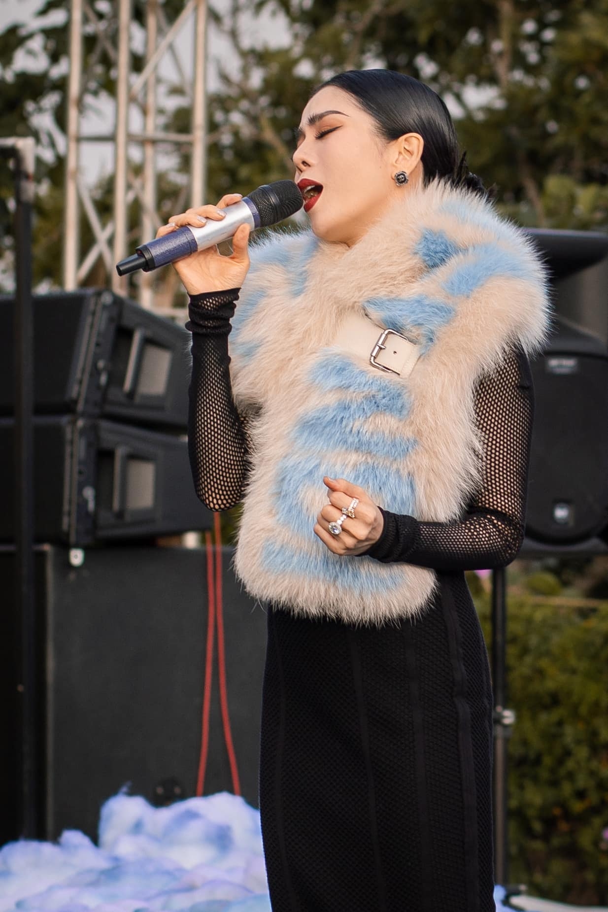 Sao Việt hôm nay 18/5: Bảo Thy nói gì trước thông tin giải nghệ?