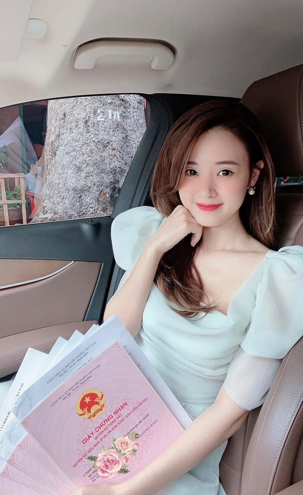 Sao Việt ngày 20/11: Ngọc Trinh bất ngờ nằm trong top đề cử nữ diễn viên xuất sắc nhất tại Ngôi sao xanh 2021