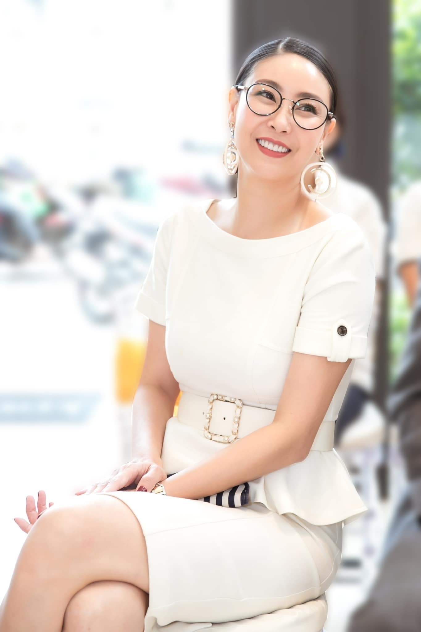Sao Việt ngày 2/12: Kỷ niệm 3 năm ngày cưới, Ưng Hoàng Phúc nhắn gửi bà xã điều đặc biệt