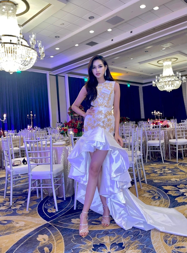 Sao Việt ngày 15/12: Đỗ Thị Hà mang trang sức giá trị 103 triệu đấu giá từ thiện