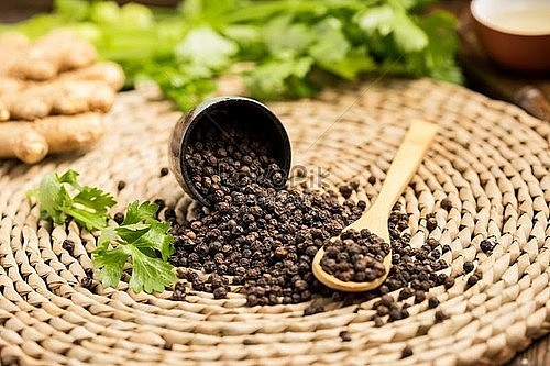 Giá tiêu hôm nay 13/4: Tăng trở lại