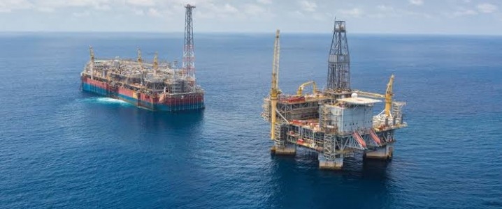 angola van chua san sang cat giam san luong den bu