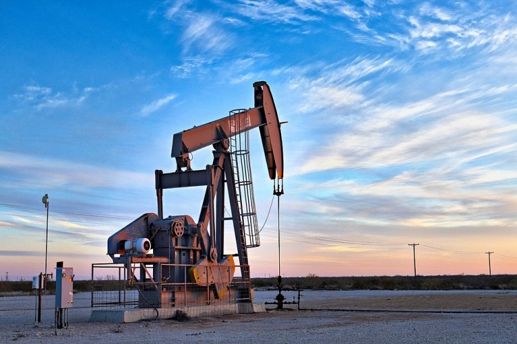 Giá dầu của Azerbaijan tiếp tục tăng