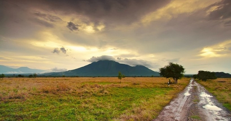 Bali chỉ là một trong số hàng chục những nơi đẹp nhất Indonesia, thậm chí đẹp nhất thế giới bali-chi-la-mot-trong-so-hang-chuc-nhung-noi-dep-nhat-indonesia-tham-chi-dep-nhat-the-gioi-15
