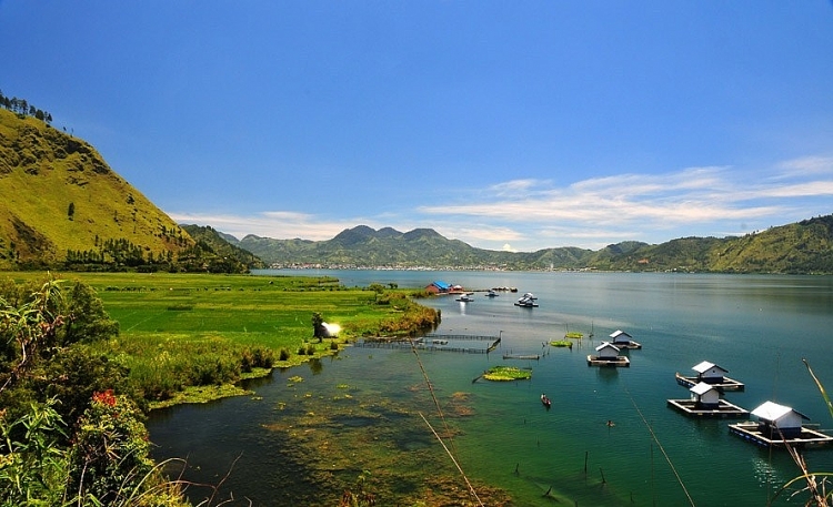 Bali chỉ là một trong số hàng chục những nơi đẹp nhất Indonesia, thậm chí đẹp nhất thế giới bali-chi-la-mot-trong-so-hang-chuc-nhung-noi-dep-nhat-indonesia-tham-chi-dep-nhat-the-gioi-6