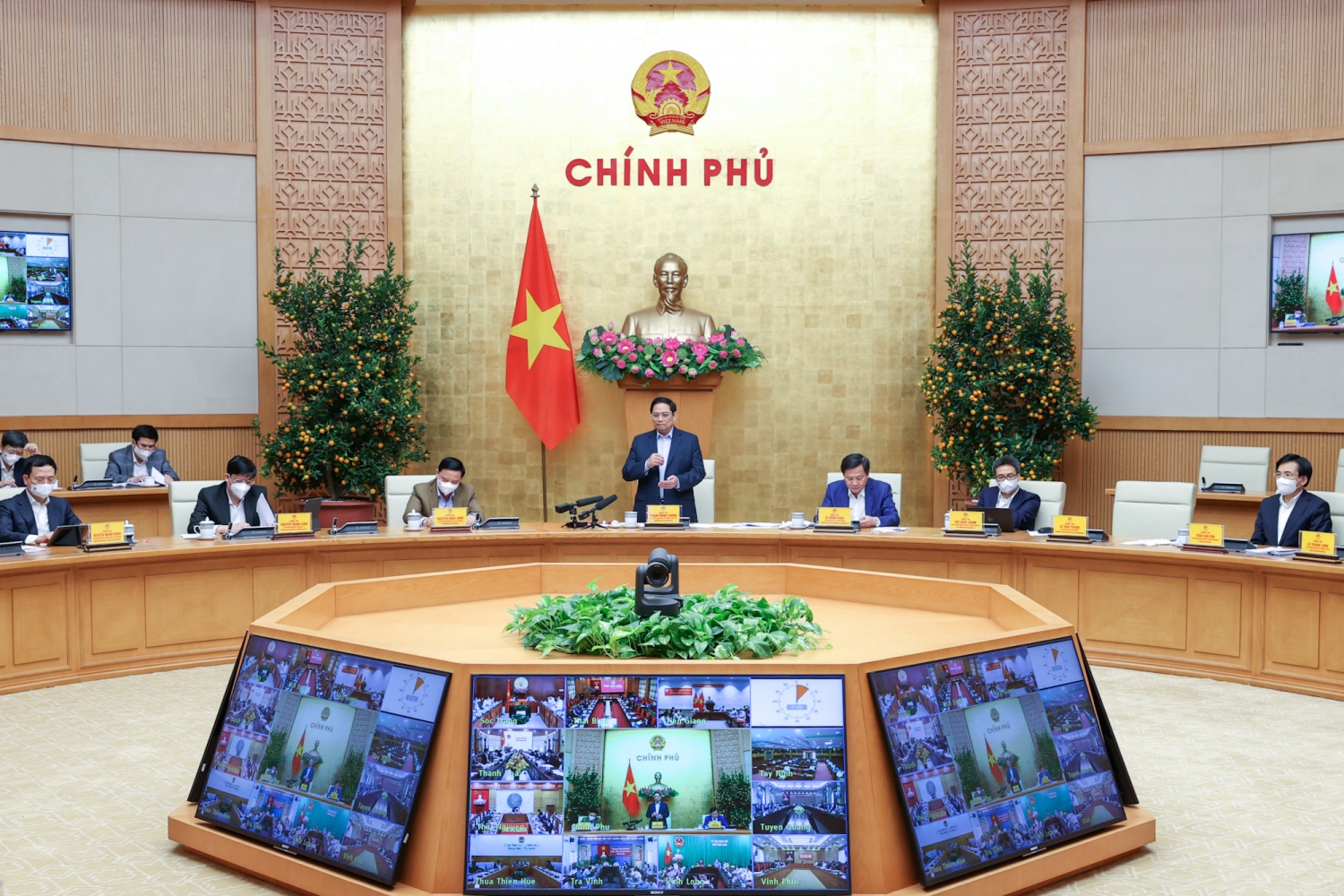Không để bị động, lúng túng, bất ngờ nếu xuất hiện các chủng mới